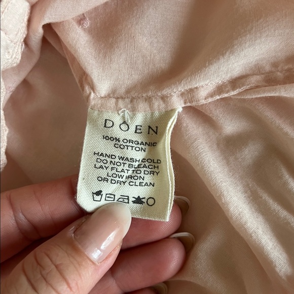 Doen 100% organic cotton pale Pink Textured Blouse cropped - Picture 7 of 11